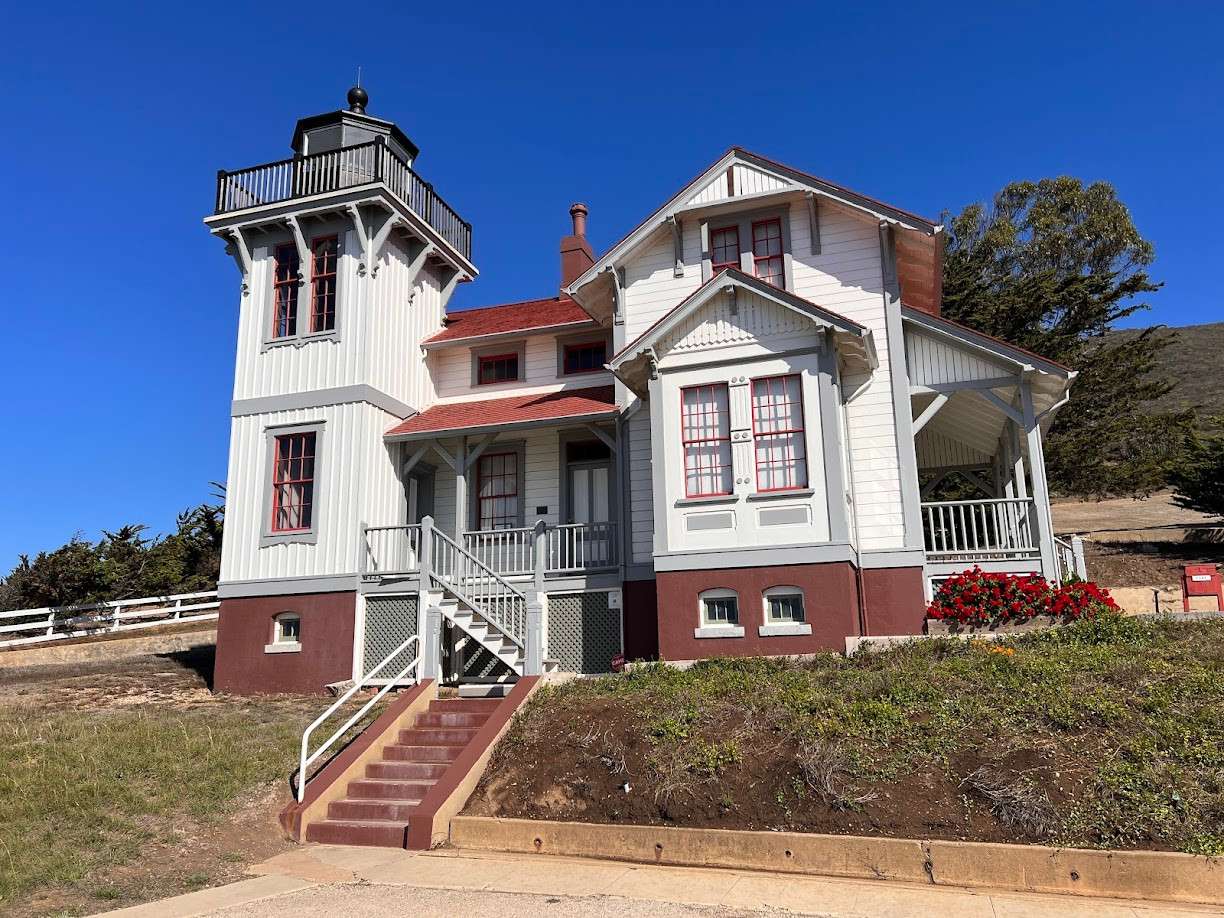 Point San Luis Lighthouse